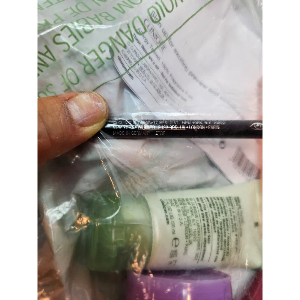 Clinique Skincare Set Moisture Surge Take‎ The Day Off Balm Plum Pop